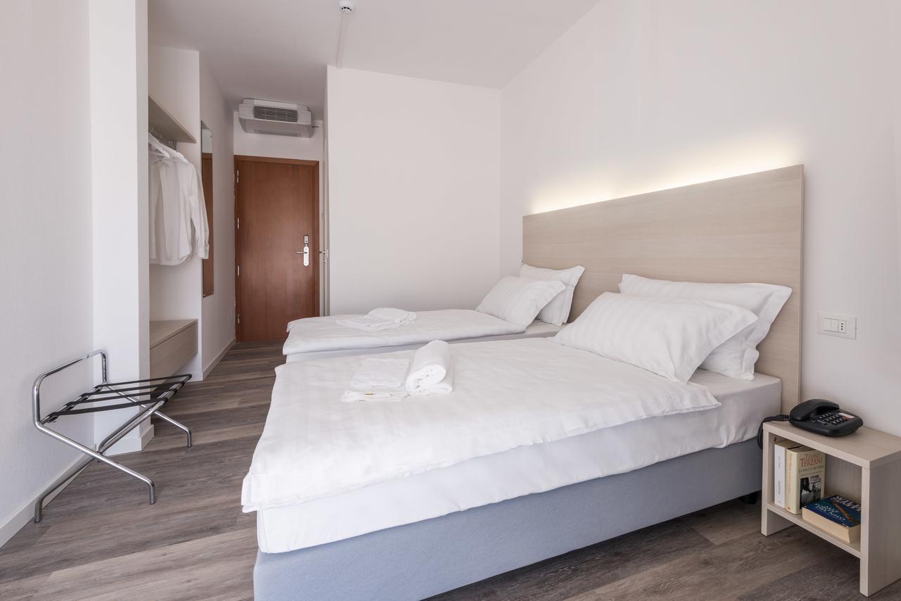 Hotel Internazionale Luino Εξωτερικό φωτογραφία
