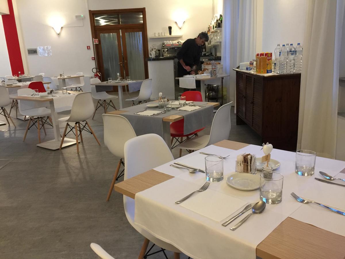 Hotel Internazionale Luino Εξωτερικό φωτογραφία